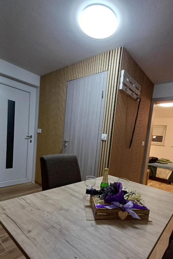 Apartmaji Stars Mavcice Exteriér fotografie