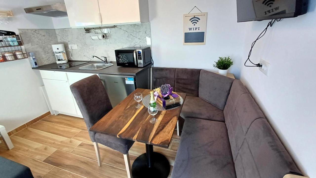 Apartmaji Stars Mavcice Exteriér fotografie